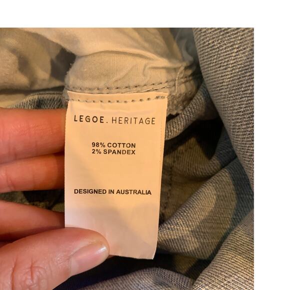 Legoe Heritage Denim Light Wash Overalls  | Size 0 / US 4 - Picture 10 of 10